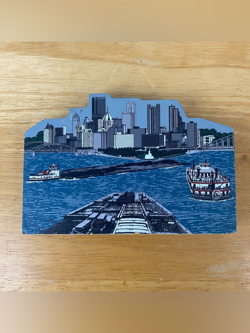 2001 Hometowne Collectibles Port of Pittsburgh Shelf Sitter
